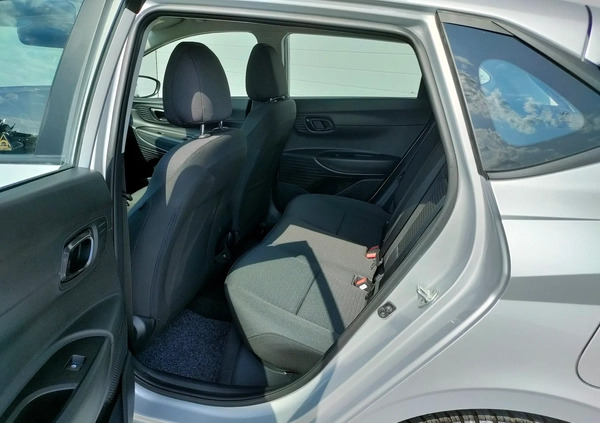 Hyundai i20 cena 67800 przebieg: 9000, rok produkcji 2021 z Radymno małe 631